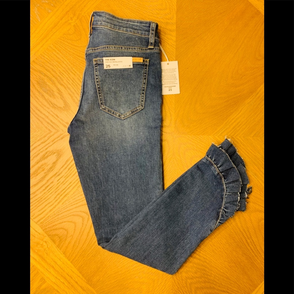 Joe’s The Icon Mid Rise Skinny Ankle - Picture 6 of 10